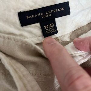 Banana Republic 34x30 linen khaki color pants